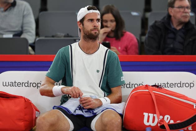 2026 05 20, xFSx, Bitpanda Open Hamburg ATP500, round of 16, mens tennis tournament in Hamburg , Am Rothembaum in Hamburg , Karen Khachanov takes a break Copyright: HMBxMedia FernandoxSoares