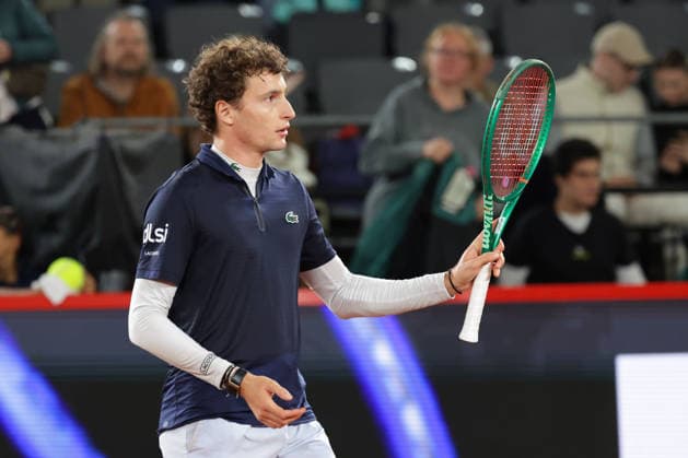 2026 05 20, xFSx, Bitpanda Open Hamburg ATP500, Round of 16, Mens Tennis Tournament in Hamburg , Am Rothembaum in Hamburg , Ugo Humbert FRA thanks the crowd after his victory against Karen Khachanov Copyright: HMBxMedia FernandoxSoares