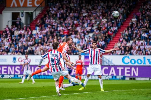 TILBURG , 20-05-2026 , Koning Willem II Stadium , season 2025 2026 , Dutch Keuken Kampioen Divisie football , First leg of the Keuken Kampioen Play-Offs final , match between Willem II and FC Volendam , picture shows FC Volendam player Henk Veerman Willem II - Volendam (play off)  x203843065x Copyright:
