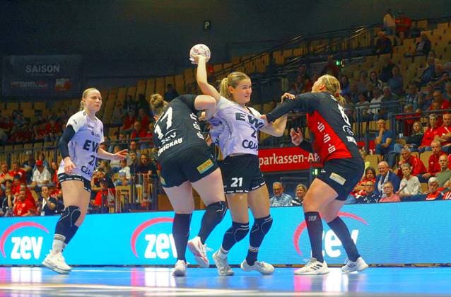 Handball, Women, HBL, Playoffs, BSV Sachsen Zwickau - VfL Oldenburg