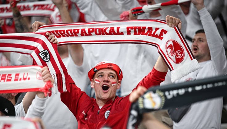 FOOTBALL EUROPA LEAGUE SEASON 2025 2026 Final in Istanbul 20 05 2026 SC Freiburg Aston Villa An SC Freiburg fan with scarf at Besiktas Park stadium before the match