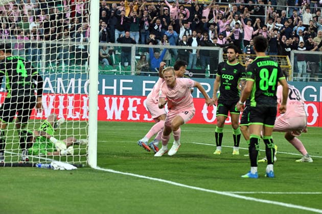 Esultanza goal JOEL POHJANPALO del Palermo durante la partita di semifinale playoff di Serie B tra Palermo e Catanzaro allo stadio Renzo Barbera di Palermo, Italia - MercoledÃ¬ 20 Maggio 2026. - Calcio. (Foto di Giovanni Isolino Lapresse)  Copyright: xGiovannixIsolino LaPressex