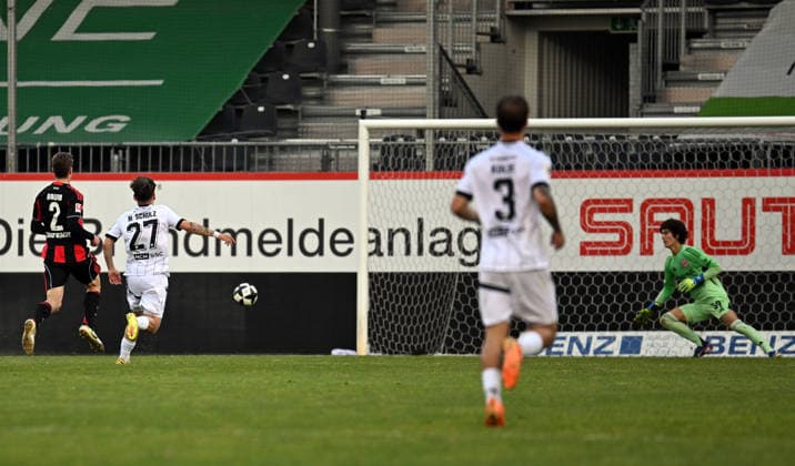 20 05 2026, xjhx, football test match, SV Sandhausen Eintracht Frankfurt v l Marvin Schulz SV Sandhausen Goal scored, scored the goal to 2 1 DFL DFB REGULATIONS PROHIBIT ANY USE OF PHOTOGRAPHS as IMAGE SEQUENCES and or QUASI VIDEO Sandhausen