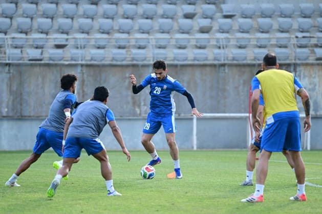 Iranian national football team s training ANTALYA, TURKIYE - MAY 20: Iran s national football team continues its training camp ahead of the 2026 FIFA World Cup, WM, Weltmeisterschaft, Fussball which will be held in the United States, Canada and Mexico, in Antalya, Turkiye on May 20, 2026. The team held an evening training session at the Titanic Sports Complex under head coach Amir Ghalenoei. In the mostly media-open session, players carried out warm-up exercises followed by coordination, agility, and small-sided passing drills. Orhan Cicek Anadolu Antalya Turkey. Editorial use only. Please get in touch for any other usage.  Copyright: x2026xAnadoluxOrhanxCicekx