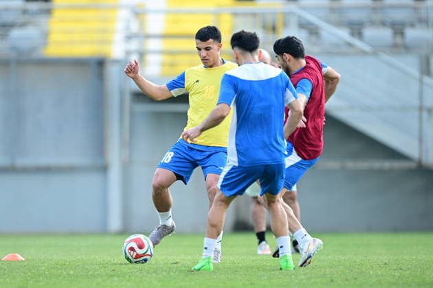 Iranian national football team s training ANTALYA, TURKIYE - MAY 20: Amirhossein Hosseinzadeh (18) takes part in the training of Iran s national football team ahead of the 2026 FIFA World Cup, WM, Weltmeisterschaft, Fussball which will be held in the United States, Canada and Mexico, in Antalya, Turkiye on May 20, 2026. The team held an evening training session at the Titanic Sports Complex under head coach Amir Ghalenoei. In the mostly media-open session, players carried out warm-up exercises followed by coordination, agility, and small-sided passing drills. Orhan Cicek Anadolu Antalya Turkey. Editorial use only. Please get in touch for any other usage.  Copyright: x2026xAnadoluxOrhanxCicekx