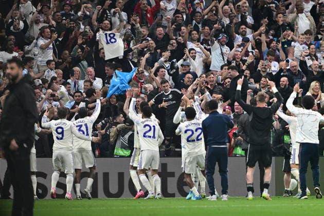 Freiburg v Aston Villa - UEFA Europa League final ISTANBUL, TURKIYE - MAY 20: Aston Villa players celebrate with the trophy after defeating Freiburg 3-0 to win the UEFA Europa League final match at Besiktas Park in Istanbul, Turkiye, on May 20, 2026. Serhat Cagdas Anadolu Istanbul Turkey. Editorial use only. Please get in touch for any other usage.  Copyright: x2026xAnadoluxSerhatxCagdasx