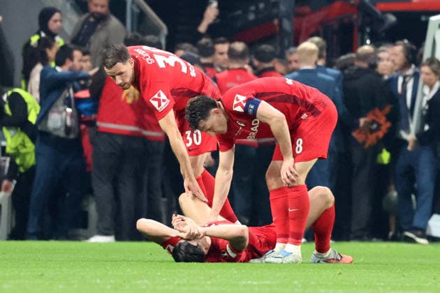Football, EL final in Istanbul, disappointment at SC Freiburg