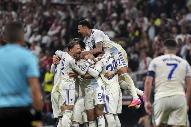 Aston Villa win UEFA Europa League title ISTANBUL, TURKIYE - MAY 21: Aston Villa players celebrate the championship after defeating Freiburg 3-0 to win the UEFA Europa League final match at Besiktas Park in Istanbul, Turkiye, on May 21, 2026. Arife Karakum Anadolu Istanbul Turkey. Editorial use only. Please get in touch for any other usage.  Copyright: x2026xAnadoluxArifexKarakumx