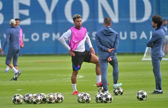 Football, CL, Paris St Germain training