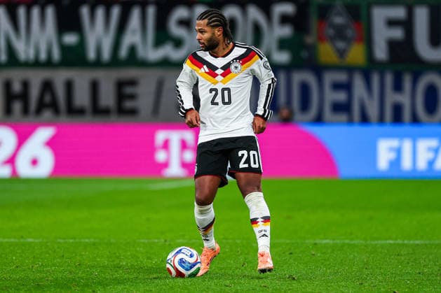 UEFA European Qualifiers World Cup Qualifiers 25 26 Germany Slovakia on 17 11 2025 at the Red Bull Arena in Leipzig Serge Gnabry Germany 20 on the ball MH