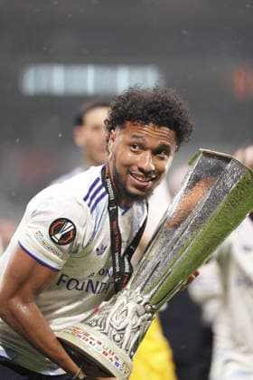 ISTANBUL, TURKEY - MAY 20: Boubacar Kamara of Aston Villa FC celebrates with the trophy after winning the UEFA Europa League Final 2026 match between SC Freiburg and Aston Villa FC at Besiktas Park on May 20, 2026 in Istanbul, Turkey. (Photo by Alexandra Fechete Sports Press Photo) Copyright: xAlexandraxFechete SportsxPressxPhotox Sportspressphoto_SPR150770