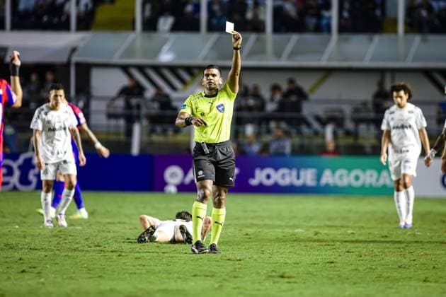 RECORD DATE NOT STATED match between Santos and San Lorenzo for the Copa CONMEBOL Sudamericana Santos (SP), 05 20 2026 - Copa Sudamericana Santos vs San Lorenzo - Referee Alexis Herrera in the match between Santos and San Lorenzo for the 2026 Copa CONMEBOL Sudamericana, Group Stage, Round 5, at the Urbano Caldeira Stadium, Vila Belmiro, on the evening of Wednesday, May 20, 2026, in Santos, Brazil. Credit: William Oliveira PhD Press TheNews2(Foto: Phd Press Thenews2 imago images) SPO  Copyright: xPHDxPRESSx