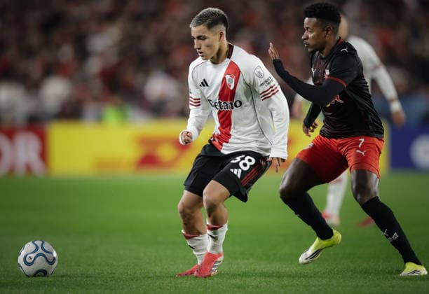 River vs Bragantino Photo FOTOBAIRES Copa Conmebol Sudamericana Copyright: xNICOLASxABOAFxNICOLASxABOAFx