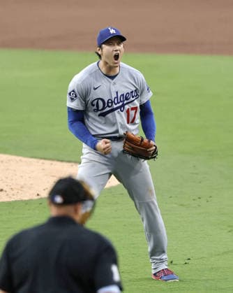 Baseball: Dodgers vs. Padres Los Angeles Dodgers two-way player Shohei Ohtani shouts after escaping a bases-loaded jam in the fifth inning of a baseball game against the San Diego Padres at Petco Park in San Diego, California, on May 20, 2026.  A14AA0005592566P
