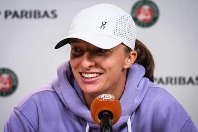 May 22, 2026, Paris, France, France: Iga SWIATEK of Poland during the Roland-Garros 2026, French Open 2026, Grand Slam tennis tournament at Roland-Garros Stadium on May 22, 2026 in Paris, France. Roland Garros 2026 - press conference, PK, Pressekonferenz - ZUMAm308 20260522_zsp_m308_022 Copyright: xMatthieuxMirvillex
