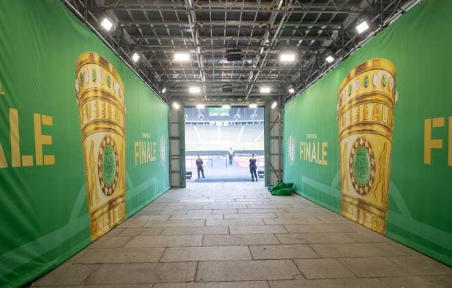Soccer, men, 2025 2026 season, 83 DFB Cup final, FC Bayern Munich VfB Stuttgart, training the day before, in the picture view into the players tunnel at the Marathon Gate, 22 05 2026, Copyright: xMatthiasxKochx