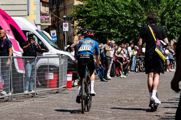 IPA84970793 - VINGEGAARD Jonas, TEAM VISMA LEASE A BIKE at the start of 13th stage of Giro d Italia 2026 from Alessandria, Italy, on may 22, 2026  Copyright: xSilviaxColombo IPAxSportx xx 84970793