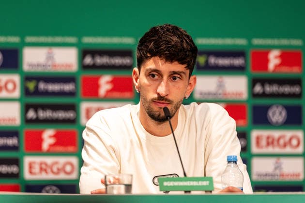 GER, DFB Cup final, Training and press conference, FC Bayern München VfB Stuttgart 22 05 2026, Olympiastadion, Olympiastadion, GER, DFB Cup final, Training and press conference, FC Bayern München VfB Stuttgart Atakan Karazor VfB Stuttgart 16 at the press conference Â nordphotoxGmbHxx xAlexanderxTrienitz nph00051