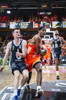 1 Basketball Bundesliga, easyCredit BBL, Season 2025 2026, Men, Playoffs, Quarterfinals, Game 3, 22 05 2026, RASTA Vechta ALBA Berlin Malik Parsons 3 RASTA Vechta in action Vechta RASTA Dome Lower Saxony Germany