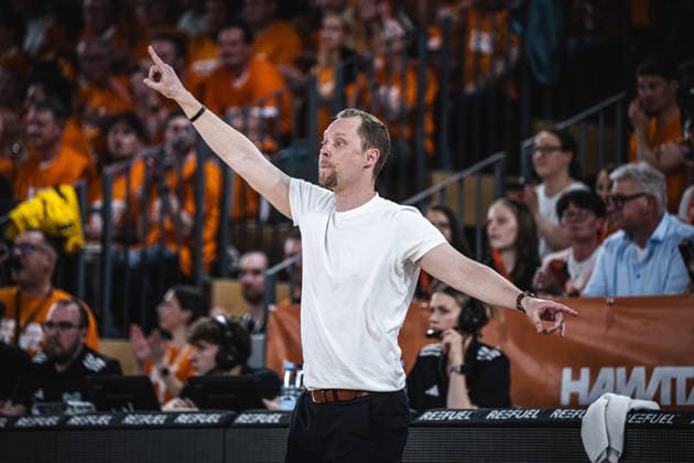 1 Basketball Bundesliga, easyCredit BBL, Season 2025 2026, Men, Playoffs, Quarterfinals, Game 3, 22 05 2026, RASTA Vechta ALBA Berlin Christian Held Head Coach RASTA Vechta during the game Vechta RASTA Dome Lower Saxony Germany