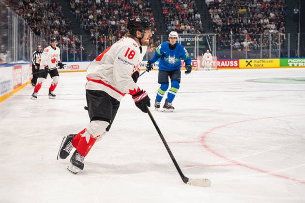 FRIBOURG, FRIBOURG - MAY 22: Robert Thomas of Canada during the 2026 IIHF World Championship, WM, Weltmeisterschaft Preliminary Round Group B match between Canada and Slovenia at BCF Arena on May 22, 2026 in Fribourg, Fribourg, Switzerland. Copyright: xLivioxBaeriswylx xSPPx Sportspressphoto_SPR151904