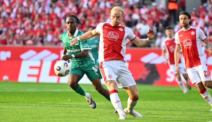 Football, 2nd BL, Relegation, First leg, Rot-Weiss Essen - SpVgg Greuther Fürth