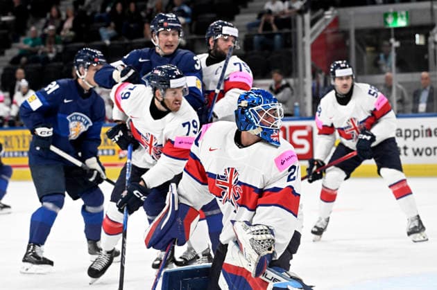 LKS 20260522 Goalkeeper Mat Robson of Britain and players eye for the puck during the 2026 IIHF Ice hockey, Eishockey World Championships preliminary round group A match between Finland and Great Britain in Zurich on May 22th, 2026. - RONI REKOMAA Zürich Switzerland ChCWZ_kbSBM  Copyright: xRonixRekomaax ChCWZ_kbSBM