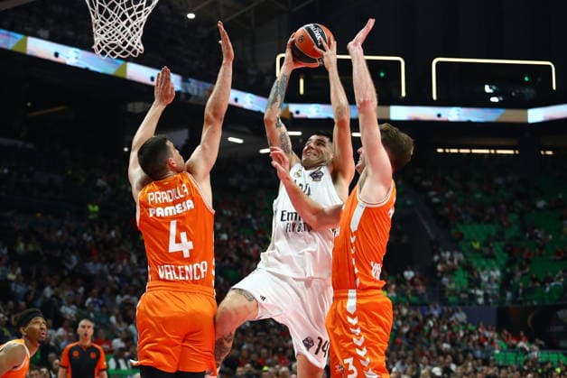 Valencia Basket v Real Madrid Euroleague Final Four Gabriel Deck of Real Madrid during the Euroleague match, Final Four Semifinal between Valencia Basket v Real Madrid played at ATHENS Telekom Center Athens Stadium on May 22nd 2026 in Athens Greece Athens Greece Basketball Copyright: xAgenciaxLOFx