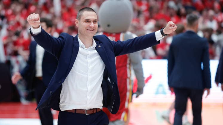 In the picture Head Coach Sasa Filipovski Wuerzburg Baskets cheers after the victory against Wuerzburg 22 05 2026, Basketball, Fitness First Wuerzburg Baskets vs Telekom Baskets Bonn, easyCredit BBL Playoffs, 3 Quarterfinals, Germany, 97072, tectake Arena Wuerzburg, Copyright: HMBxMedia xJulienxBecker