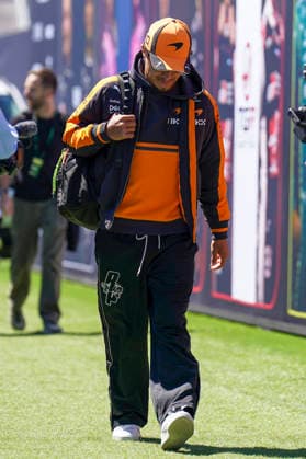 FORMULA ONE CANADIAN GRAND PRIX 2026 Lando Norris 1 (GBR) McLaren arrives for practice during the Formula 1 Lenovo Canadian Grand Prix 2026, 5th round of the 2026 Formula One World Championship, WM, Weltmeisterschaft from May 22nd - 24th, 2026 at the Circuit Gilles Villeneuve, Montreal, Canada. Credit: Robbie Hoad Every Second Media Editorial use only. All images are copyright Every Second Media Limited. No images may be reproduced without prior permission. Copyright: xIMAGO EveryxSecondxMediax ESM-2005-0150 RobbiexHoadx xEveryxSecondxMediax