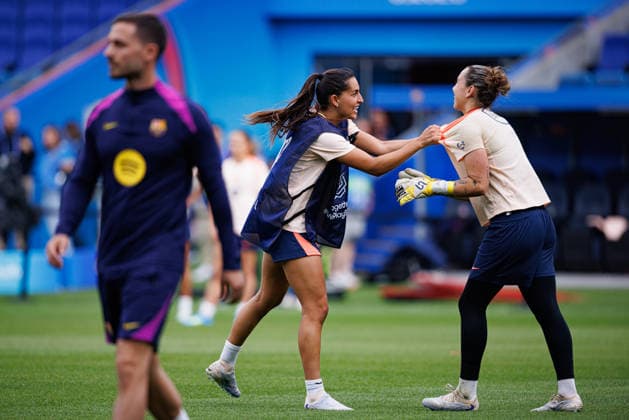 Francisca Kika Nazareth and Catalina Coll seen during the FC Barcelona, Barca Femeni Official Training Session before UEFA Womens Champions League 2026 final (Maciej Rogowski Ball Raw Images) Oslo Ullevaal Stadion Norway Copyright: xMaciejxRogowskix maciejrogowski_22052026_fcbarcelona-7
