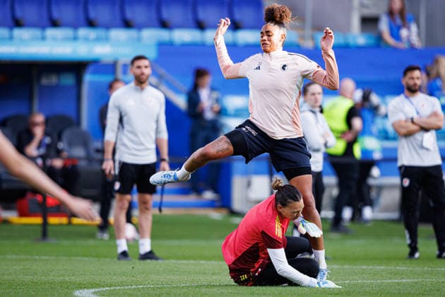 Christiane Endler and Tarciane Dos Santos De Lima seen during the OL Lyonnes Official Training Session before UEFA Womens Champions League 2026 final (Maciej Rogowski Ball Raw Images) Oslo Ullevaal Stadion Norway Copyright: xMaciejxRogowskix maciejrogowski_22_05_2026_lyoness-80