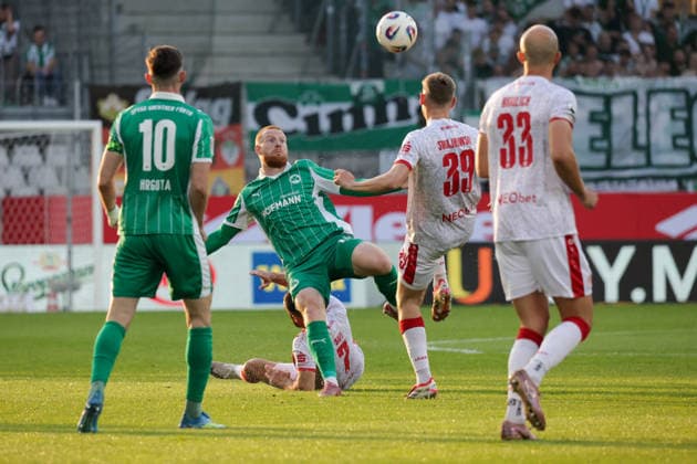 22 05 2026, xgrfx, Soccer 2 Bundesliga Relegation, Rot Weiss Essen SpVgg Greuther Fürth v l Paul Will Greuther Fürth , Gianluca Swajkowski Rot Weiß Essen DFL DFB REGULATIONS PROHIBIT ANY USE OF PHOTOGRAPHS as IMAGE SEQUENCES and or QUASI VIDEO Essen