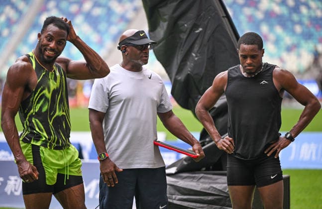 Wanda Diamond League Xiamen 2026 - Training Session XIAMEN, CHINA - MAY 22: American sprinting stars Kenny Bednarek (L) and Christian Coleman (R) talk with a coach during a track training session on the eve of the Xiamen Diamond League, the second leg of the 2026 Wanda Diamond League circuit, at the Xiamen Egret Stadium in Xiamen, Fujian province, China, on May 22, 2026. Xiamen China  Copyright: xArturxWidakx originalFilename:widak-wandadia260522_npumr.jpg