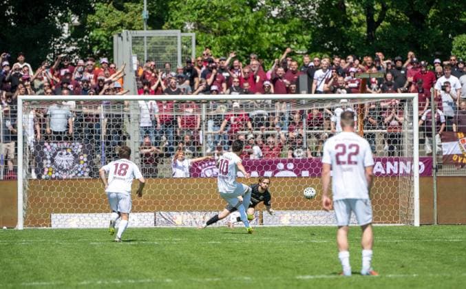 Soccer, Men, Season 2025 2026, Final COSY WASCH Landespokal Berlin, VSG Altglienicke BFC Dynamo, Rufat Dadashov BFC Dynamo fails to score a penalty against goalkeeper Luis Zwick VSG Altglienicke , 23 05 2026, Copyright: xMatthiasxKochx