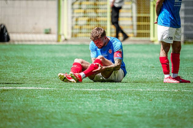 Germany Soccer bfv Rothaus Pokal 2025 2026 , Final VfR Mannheim vs SV Waldhof Mannheim Carl Benz Stadion Mannheim Alexander Esswein VfR Mannheim, 11 injured on the ground Copyright: xBennetxLongx