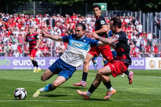 Cologne, Germany 23 May 2026 Mittelrheinpokal 2025 2026 Final Viktoria Köln vs Fortuna Köln Pictured from left in duel David Haider Al Azzawe Fortuna and Simon Handle VIK DFL DFB regulations prohibit any use of photographs as image sequences and or quasi video Sportpark Höhenberg Nordrhein Westfalen Copyright: xFotostandx xKruczynskix