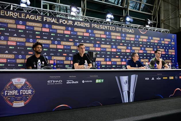 Pressconference Olympiacos v Real Madrid Final Euroleague Georgios Bartzokas and Tyler Dorsey of Olympiacos, and Mario Hezonja of Real Madrid and Sergio Scariolo of Real Madrid speak during the press conference prior to the Euroleague Final Four game between Olympiacos and Real Madrid in Athens, Greece, on May 23, 2026 Athens Greece Basketball Copyright: xAgenciaxLOFx