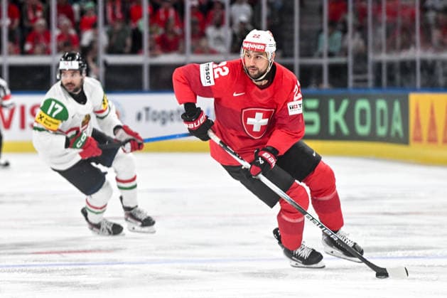 ZURICH, SWITZERLAND MAY 23 Nino Niederreiter of Switzerland in action during the 2026 IIHF Ice Hockey World Championship Switzerland game between Switzerland and Hungary at Swiss Life Arena on May 23, 2026 in Zurich, Zurich Zurich Swiss Life Arena Zurich Switzerland Copyright: xJustPictures.ch AndreaxBrancax jp-en-EuSpIm-JP7_ANB_Sui_Hung_23052026_2641