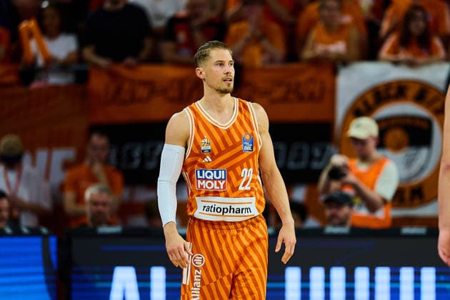 Portrait, Portraet, Freisteller von Thomas Klepeisz ratiopharm ulm, 22 GER, ratiopharm ulm vs Bamberg Baskets, Basketball, Playoffs, Quarterfinals, 3 Game, EasyCredit BBL, Season 2025 2026, 23 05 2026 GER, ratiopharm ulm vs Bamberg Baskets, Basketball, Playoffs, Quarterfinals, 3 Game, EasyCredit BBL, Season 2025 2026, 23 05 2026 New Ulm Copyright: xEibner-Pressefoto GeraldxOelze-dexStoppanyx EP_ODS
