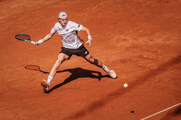 Tennis Men bitpanda Hamburg Open ATP 500 Final Ignacio Buse PER vs Tommy Paul USA 23 05 2026 Ignacio Buse Forehand Hamburg Tennisstadion am Rothenbaum Hamburg Germany