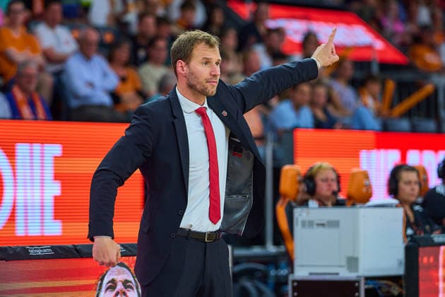 Anton Gavel BMA365 Bamberg Baskets, Headcoach displays GER, ratiopharm ulm vs Bamberg Baskets, Basketball, Playoffs, Quarterfinals, 3 Match, EasyCredit BBL, Season 2025 2026, 23 05 2026 GER, ratiopharm ulm vs Bamberg Baskets, Basketball, Playoffs, Quarterfinals, 3 Match, EasyCredit BBL, Season 2025 2026, 23 05 2026 New Ulm Copyright: xEibner-Pressefoto GeraldxOelze-dexStoppanyx EP_ODS