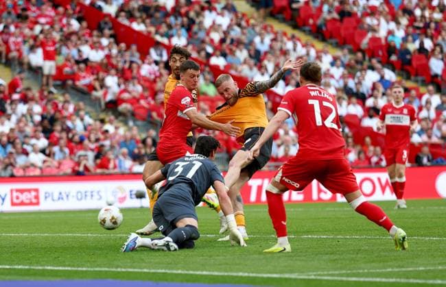 Oliver McBurnie of Hull City scores their side s first goal of the game Hull City v Middlesbrough, EFL Sky Bet Championship, Play-Off Final, Football, Wembley Stadium, London, UK - 23 May 2026London Wembley Stadium United Kingdom EDITORIAL USE ONLY No use with unauthorised audio, video, data, fixture lists, club league logos or live services. Online in-match use limited to 120 images, no video emulation. No use in betting, games or single club league player publications.  Copyright: xSimonxDael Shutterstockx 16887368cw
