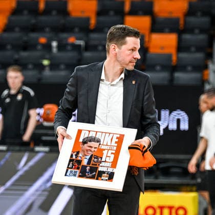 GER, BBL, Playoffs, ratiopharm Ulm vs BMA365 Bamberg Baskets 23 05 2026, ratiopharm arena, Neu Ulm, GER, BBL, Playoffs, ratiopharm Ulm vs BMA365 Bamberg Baskets, in the picture farewell of Thorsten Leibenath Ulm , thanks for 15 years in Ulm nordphotoxGmbHx xHafner nph00200