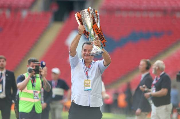 Hull City owner Acun Ilicali celebrates with the EFL Sky Bet Championship Trophy Hull City v Middlesbrough, EFL Sky Bet Championship, Play-Off Final, Football, Wembley Stadium, London, UK - 23 May 2026London Wembley Stadium United Kingdom EDITORIAL USE ONLY No use with unauthorised audio, video, data, fixture lists, club league logos or live services. Online in-match use limited to 120 images, no video emulation. No use in betting, games or single club league player publications. Copyright: xAndrewxFosker Shutterstockx 16887370dz