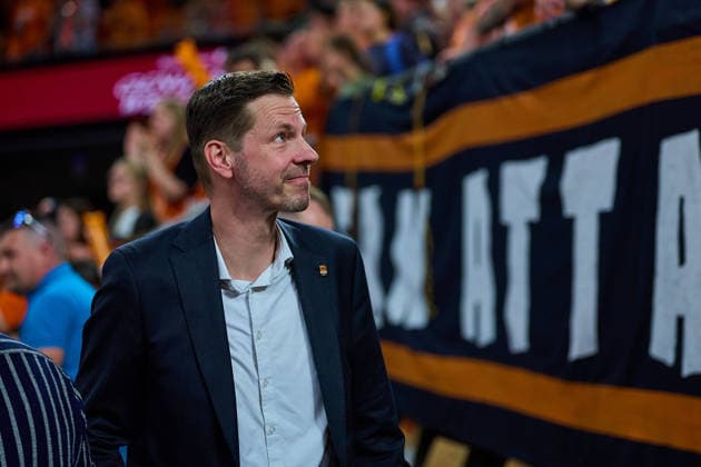 Thorsten Leibenath ratiopharm ulm, Sports Director with the fans GER, ratiopharm ulm vs Bamberg Baskets, Basketball, Playoffs, Quarterfinals, 3 Match, EasyCredit BBL, Season 2025 2026, 23 05 2026 GER, ratiopharm ulm vs Bamberg Baskets, Basketball, Playoffs, Quarterfinals, 3 Match, EasyCredit BBL, Season 2025 2026, 23 05 2026 New Ulm Copyright: xEibner-Pressefoto GeraldxOelze-dexStoppanyx EP_ODS