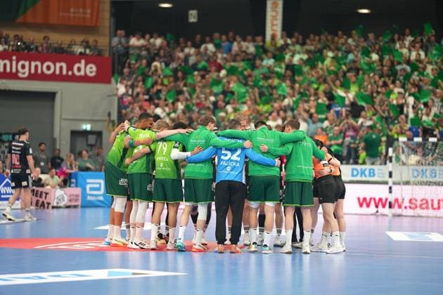HSG Wetzlar and HC Erlangen during the Daikin Handball-Bundesliga match between HSG Wetzlar and HC Erlangen at Buderus Arena Wetzlar. Copyright: xJuliaxKneisslx xSPPx Sportspressphoto_152642
