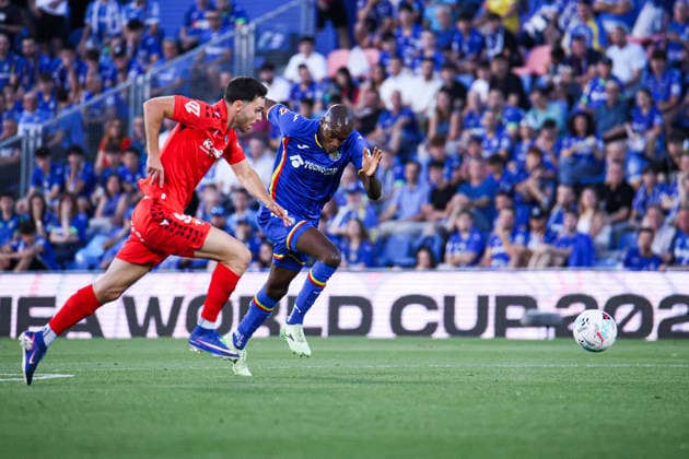 Getafe vs Osasuna, on the 38th matchday of the 2025 26 Spanish First Division May 23, 2026, Getafe, Madrid, Spain Nyom and Raul run for the ball during the Spanish championship LaLiga football match between Getafe and Osasuna on 23 May 2026 at Estadio El Coliseum in Getafe, Madrid, Spain Madrid Madrid Madrid Spain Copyright: xAlejandroxMatiasx
