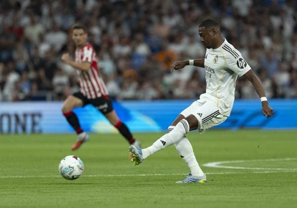 Real Madrid v Athletic Club Bilbao - La Liga MADRID, SPAIN - MAY 23: Alaba of Real Madrid in action during La Liga match between Real Madrid and Athletic Club Bilbao at Bernabeu Stadium in Madrid, Spain on May 23, 2026. Pablo Garcia Anadolu Madrid Spain. Editorial use only. Please get in touch for any other usage.  Copyright: x2026xAnadoluxPabloxGarciax