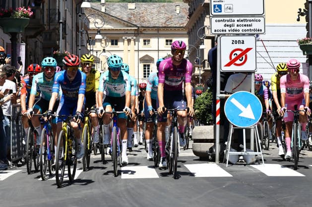 CYCLING - Giro d Italia - Stage 14 - Aosta - Pila Photo by IPA ABACAPRESS.COM85010685 - Start of the stage 14 from Aosta to Pila, during the 109th Giro d Italia 2026, on May 23, Pila (AO), Italy during Stage 14 - Aosta - Pila, Giro d Italia race in Pila, Italy, May 23 2026 Pila Italy  Copyright: xIPAxSport ABACAx